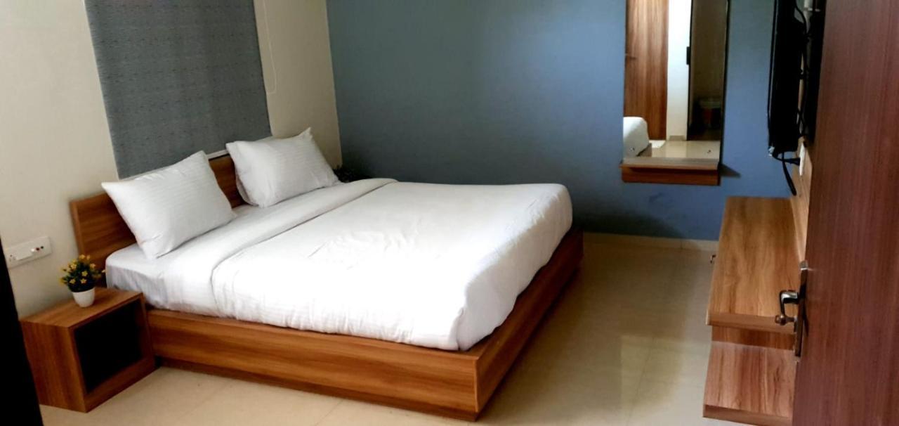 Hotel Oxus Jaipur Dış mekan fotoğraf